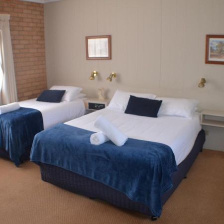 Deer Park Motor Inn Armidale Bilik gambar