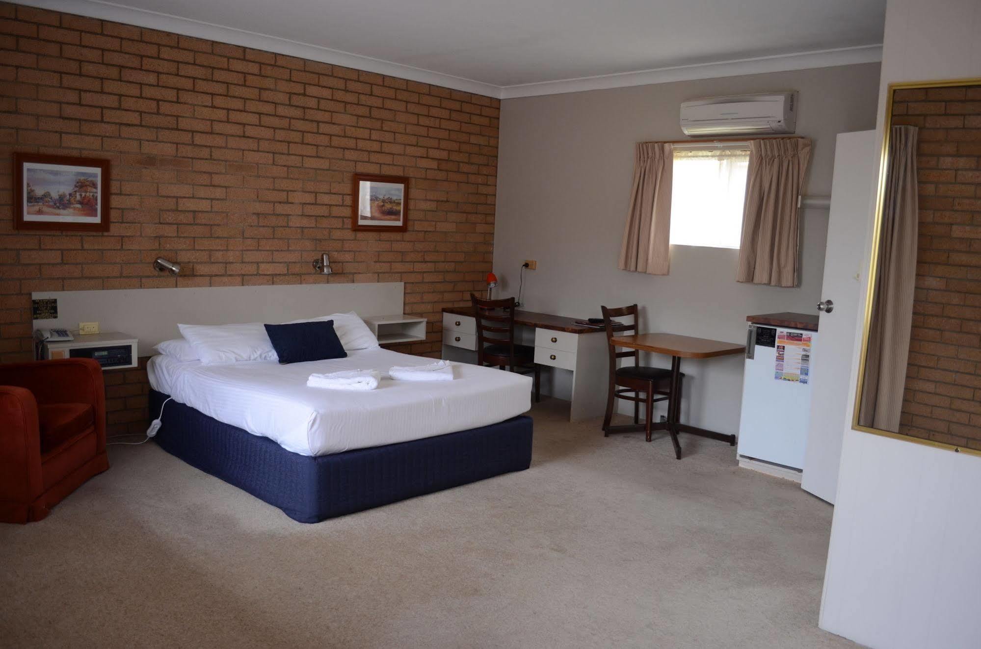 Deer Park Motor Inn Armidale Luaran gambar